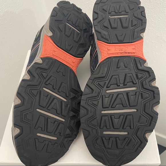 ASICS Women's Gel-Venture 6 MX Trail Running Shoe - Picture 7 of 9